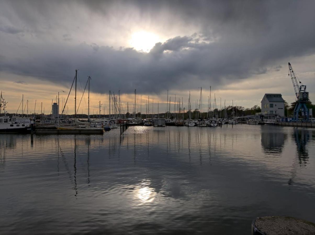 Ostsee Hausboot Schleswig Ostseeblick 1 Luaran gambar